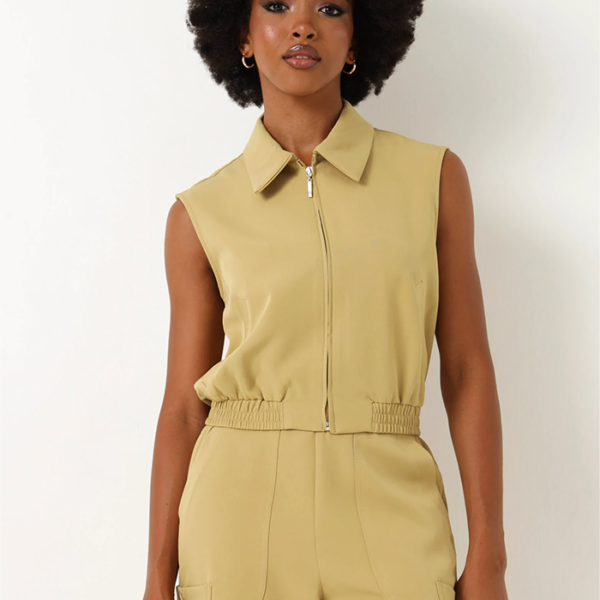 Sleeveless Collared Waist Top
